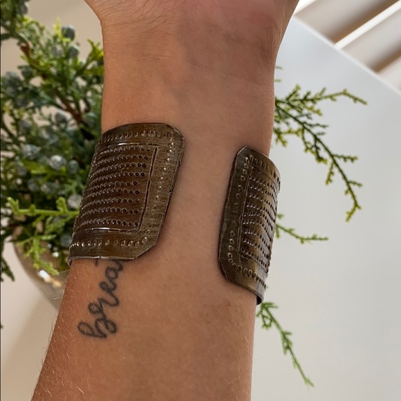 NWT PEACE Metal Adjustable Cuff / Bracelet - Picture 3 of 4